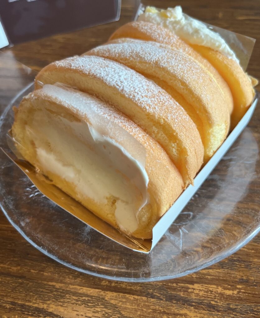 堂島ロールの切れ端を詰めたはしっこロールのアップ