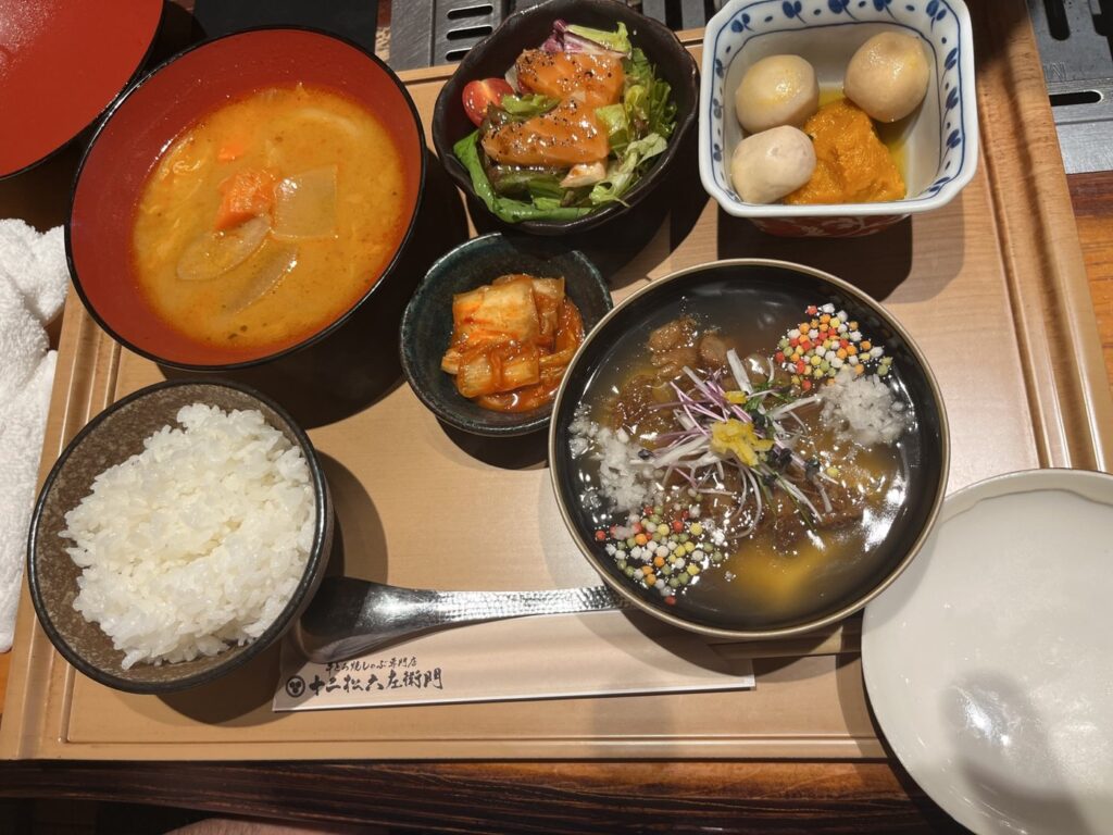 餡掛け出汁巻き和牛しぐれ煮のお膳
